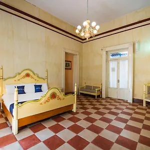 4* Hotel Meson Del Obispado